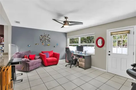 855 Fountainhead Drive Largo FL 33770