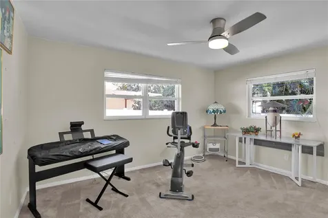 855 Fountainhead Drive Largo FL 33770