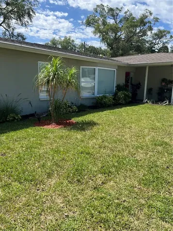 855 Fountainhead Drive Largo FL 33770