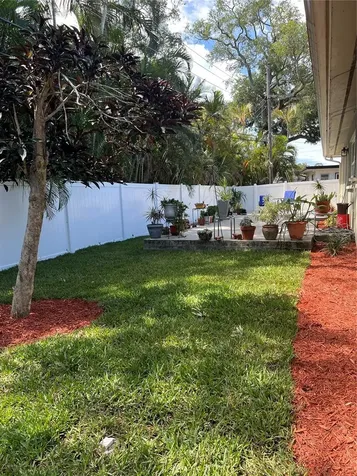 855 Fountainhead Drive Largo FL 33770
