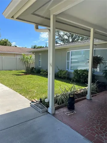 855 Fountainhead Drive Largo FL 33770