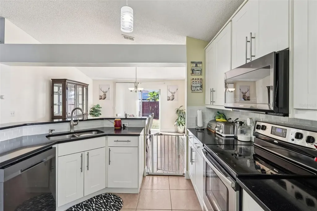 111 Elgin Boulevard Davenport FL 33897