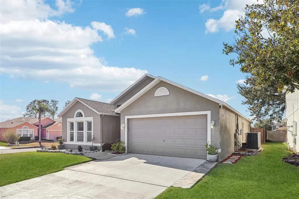111 Elgin Boulevard Davenport FL 33897