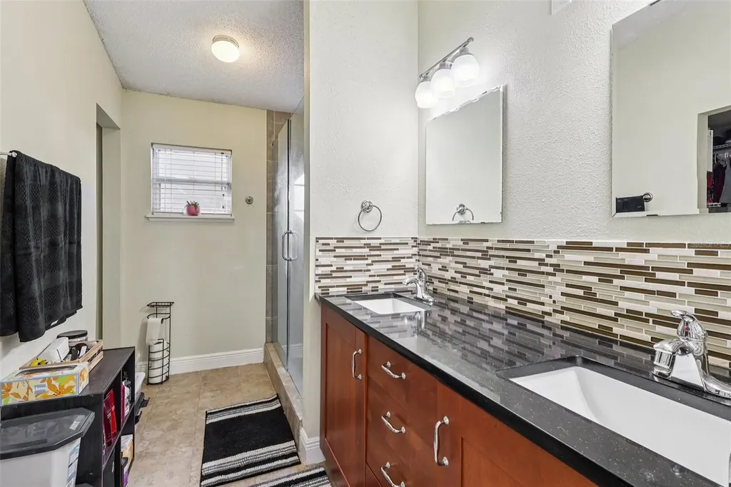 111 Elgin Boulevard Davenport FL 33897