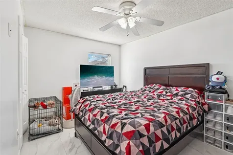 111 Elgin Boulevard Davenport FL 33897