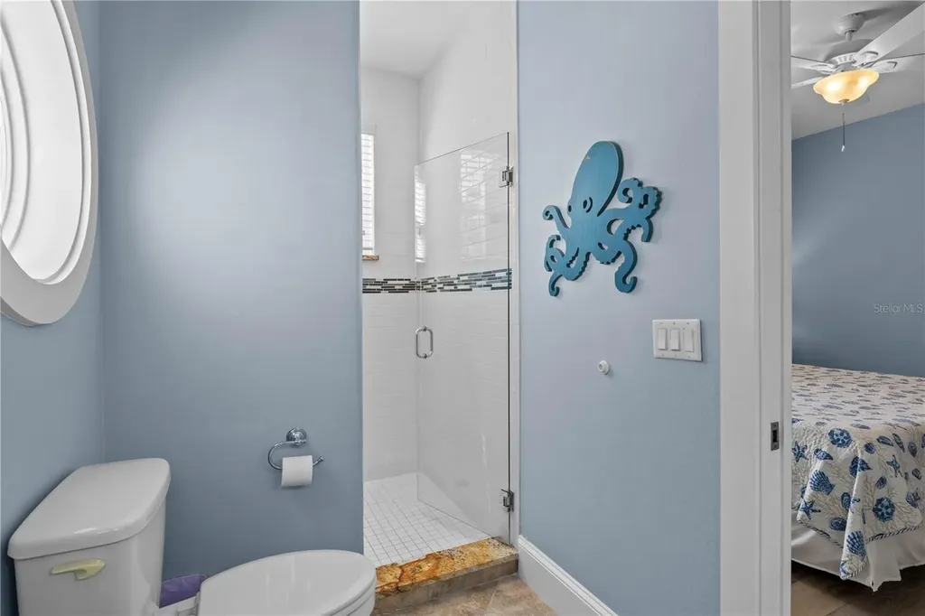 6908 Holmes Boulevard Holmes Beach FL 34217