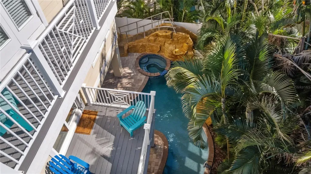 6908 Holmes Boulevard Holmes Beach FL 34217