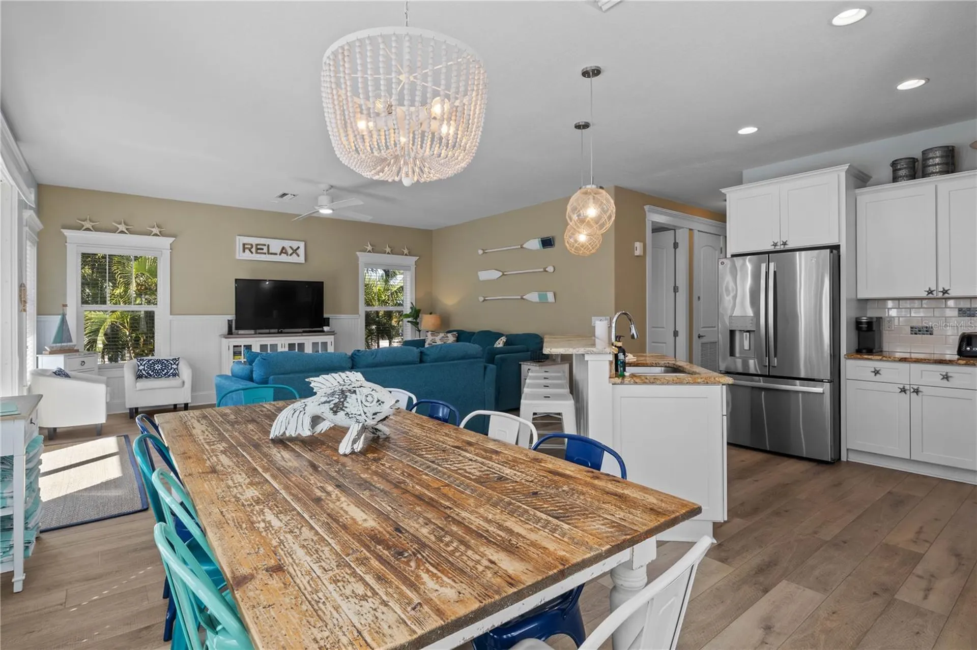 6908 Holmes Boulevard Holmes Beach FL 34217