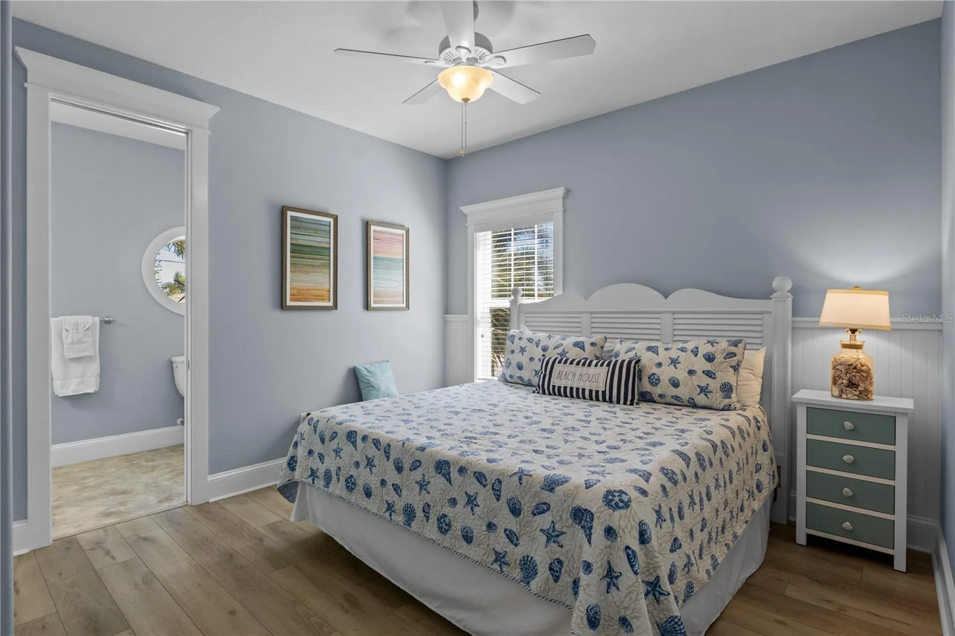 6908 Holmes Boulevard Holmes Beach FL 34217