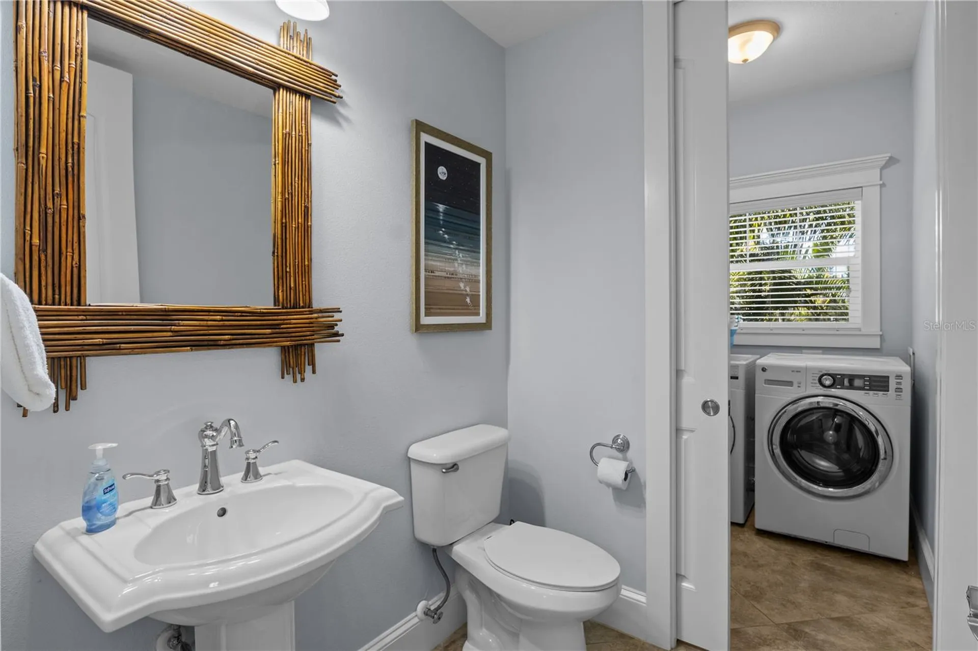 6908 Holmes Boulevard Holmes Beach FL 34217