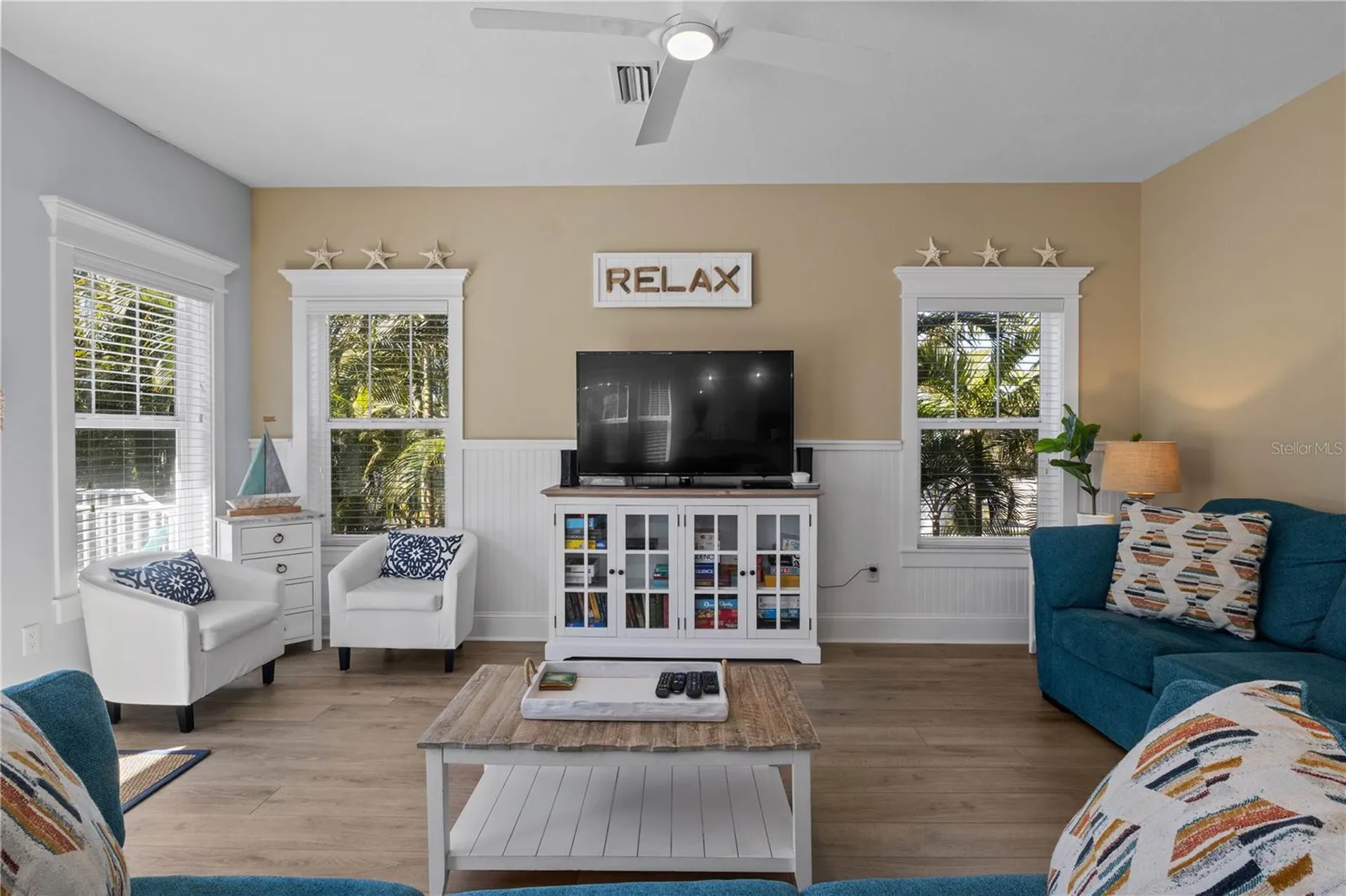 6908 Holmes Boulevard Holmes Beach FL 34217