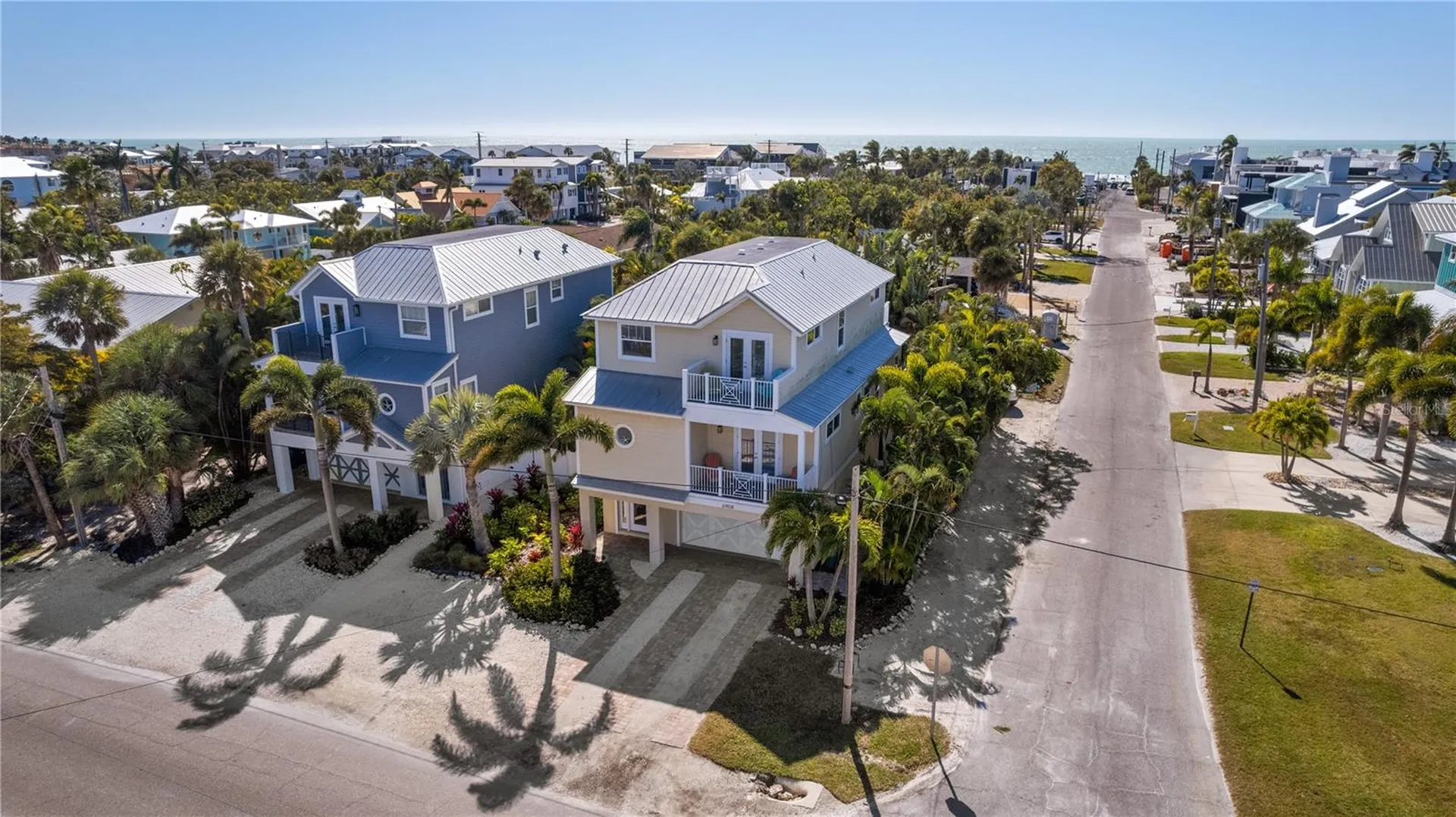 6908 Holmes Boulevard Holmes Beach FL 34217