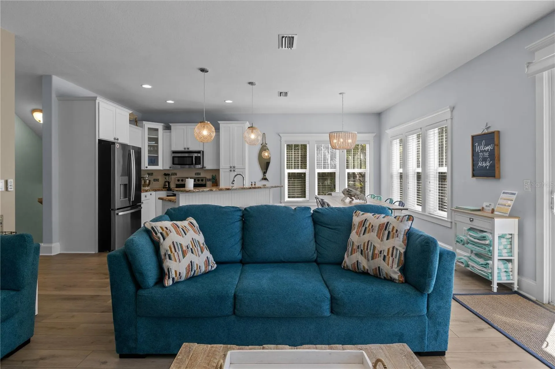 6908 Holmes Boulevard Holmes Beach FL 34217