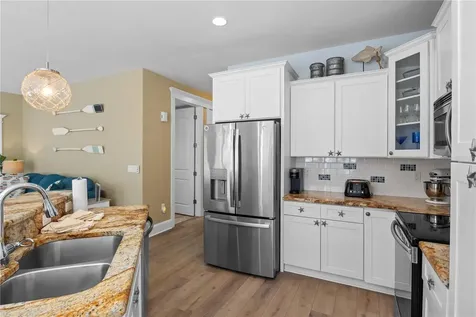 6908 Holmes Boulevard Holmes Beach FL 34217