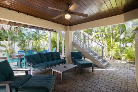6908 Holmes Boulevard Holmes Beach FL 34217