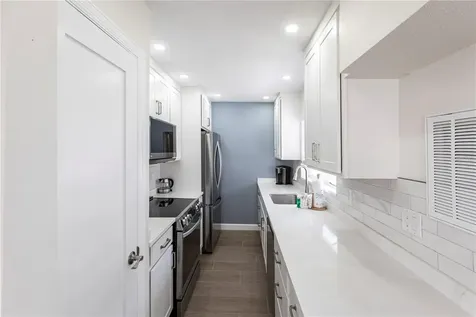 6020 Midnight Pass Road Sarasota FL 34242