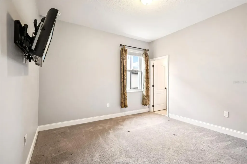 2393 Panoramic Circle Apopka FL 32703