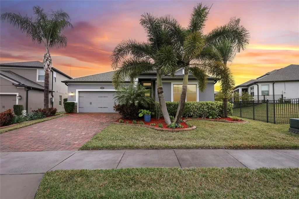 2393 Panoramic Circle Apopka FL 32703