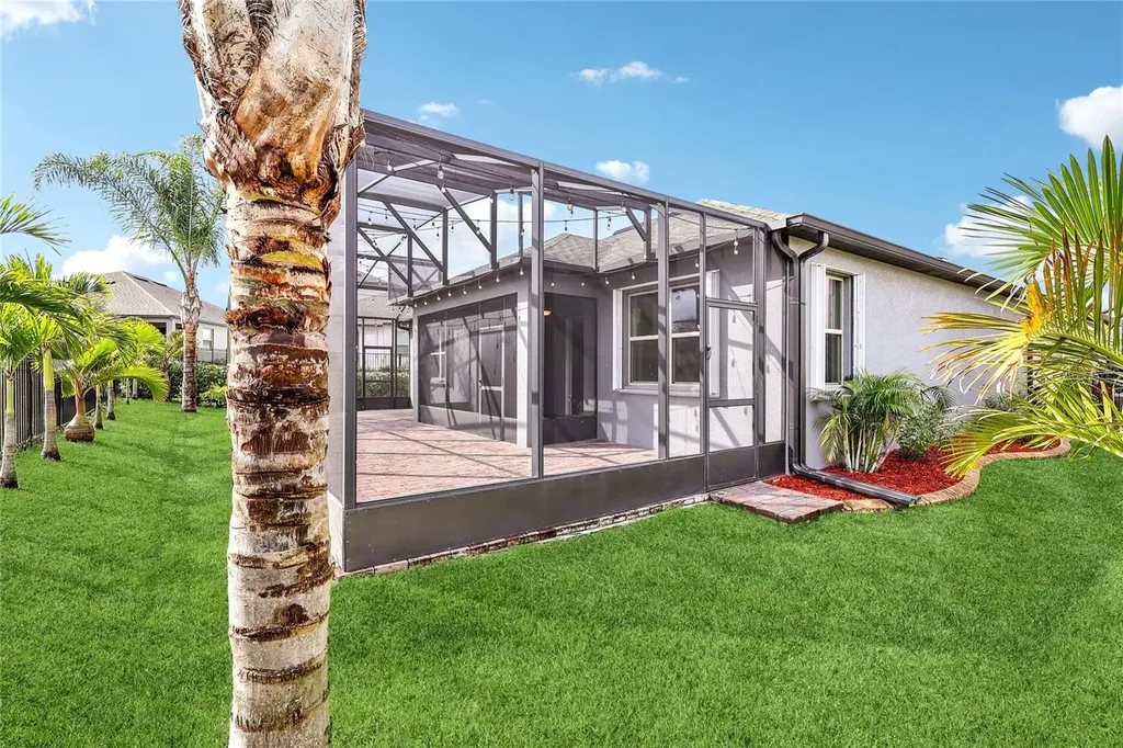 2393 Panoramic Circle Apopka FL 32703