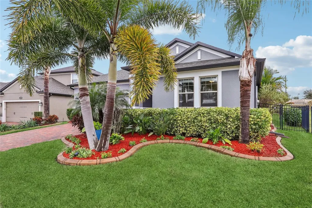 2393 Panoramic Circle Apopka FL 32703