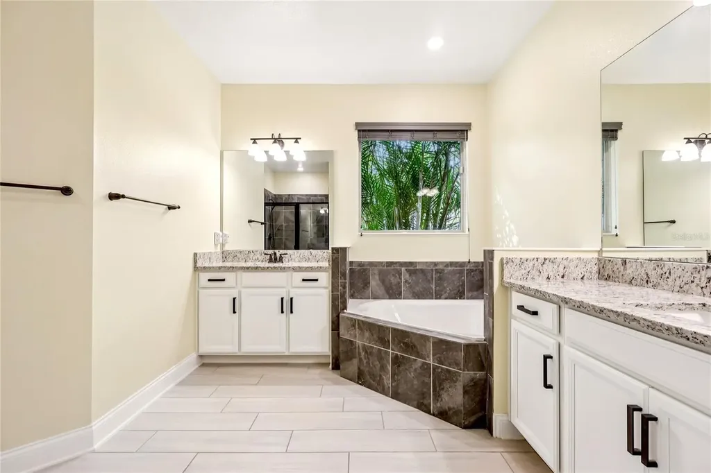 2393 Panoramic Circle Apopka FL 32703