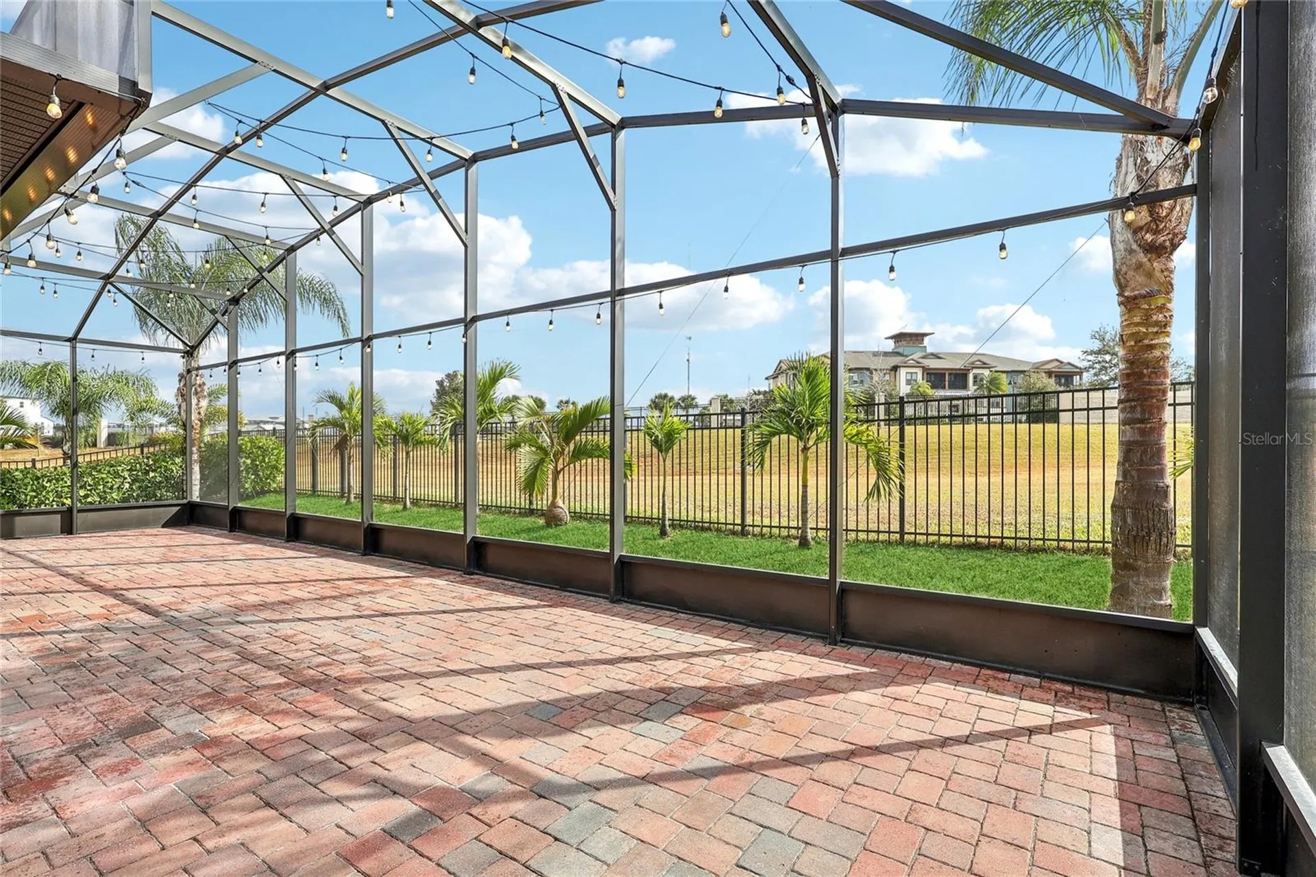2393 Panoramic Circle Apopka FL 32703