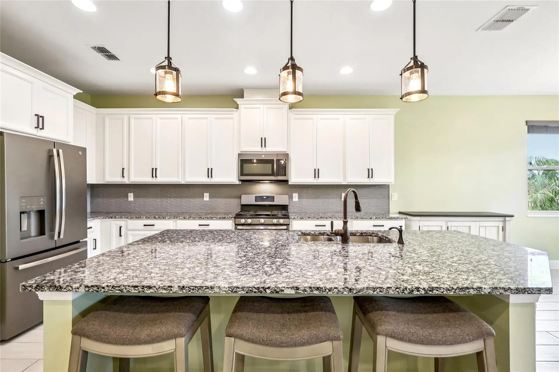 2393 Panoramic Circle Apopka FL 32703