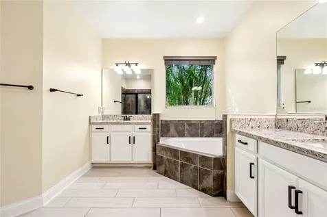 2393 Panoramic Circle Apopka FL 32703