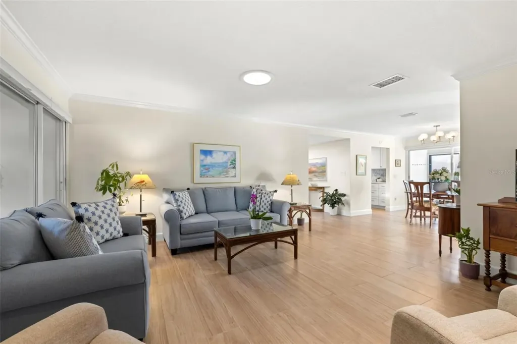 237 Hourglass Way Sarasota FL 34242