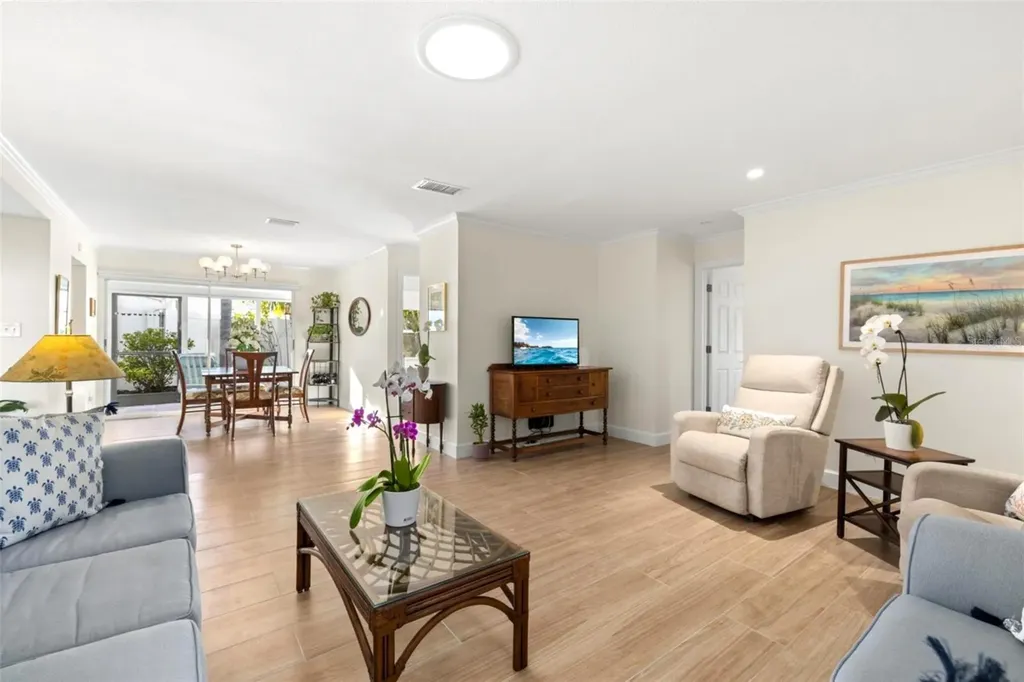 237 Hourglass Way Sarasota FL 34242