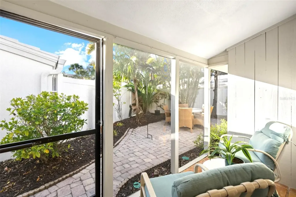 237 Hourglass Way Sarasota FL 34242