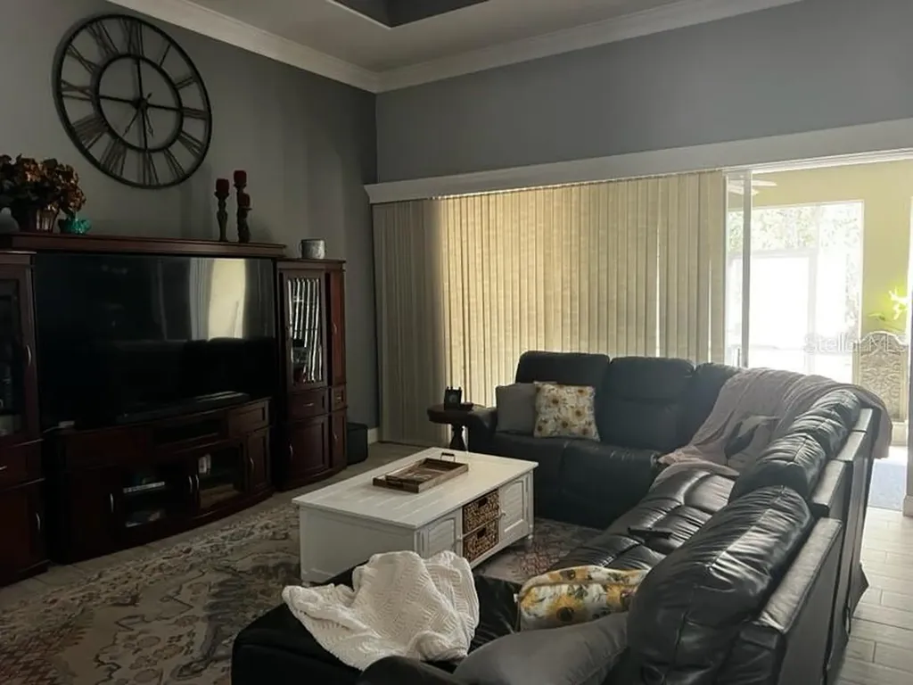 845 10th Avenue NE Naples FL 34120
