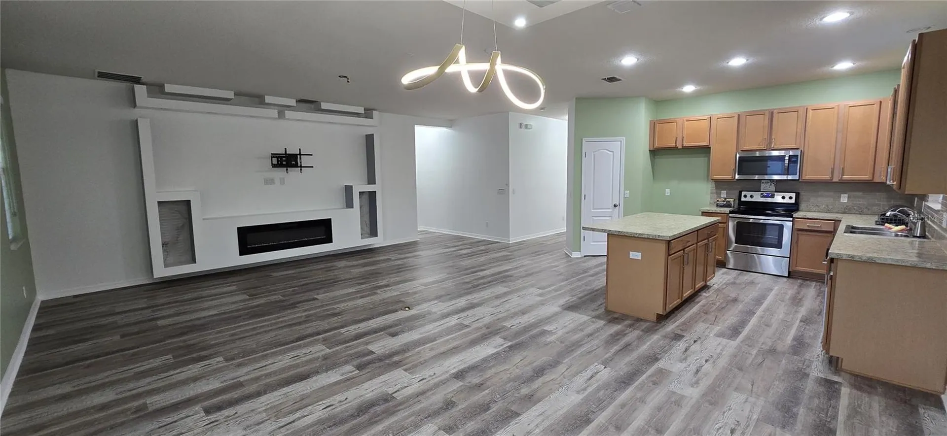 2754 Creekmore Court Kissimmee FL 34746
