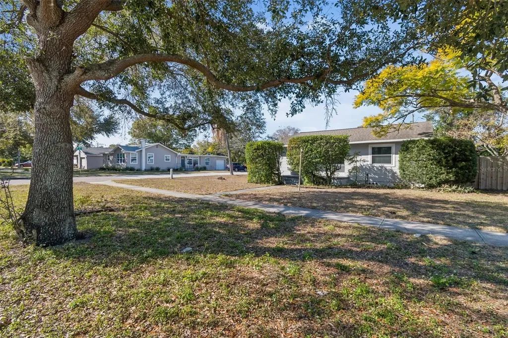 2900 49th Street N St Petersburg FL 33710