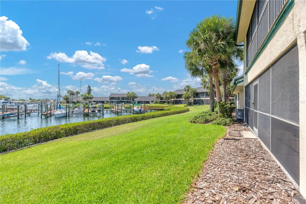 614 Yardarm Drive Apollo Beach FL 33572