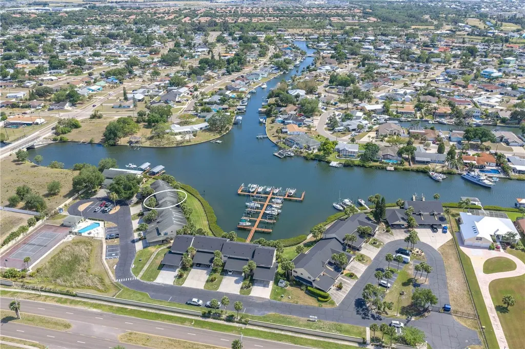 614 Yardarm Drive Apollo Beach FL 33572