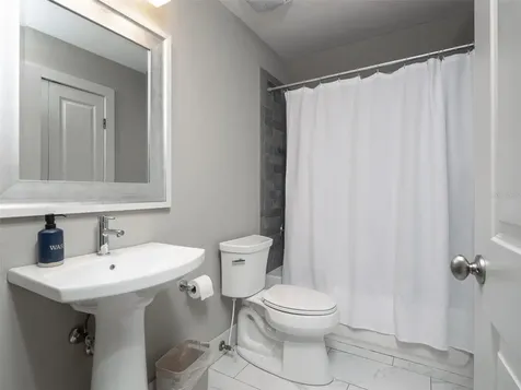 4004 NW 63rd Street Gainesville FL 32606