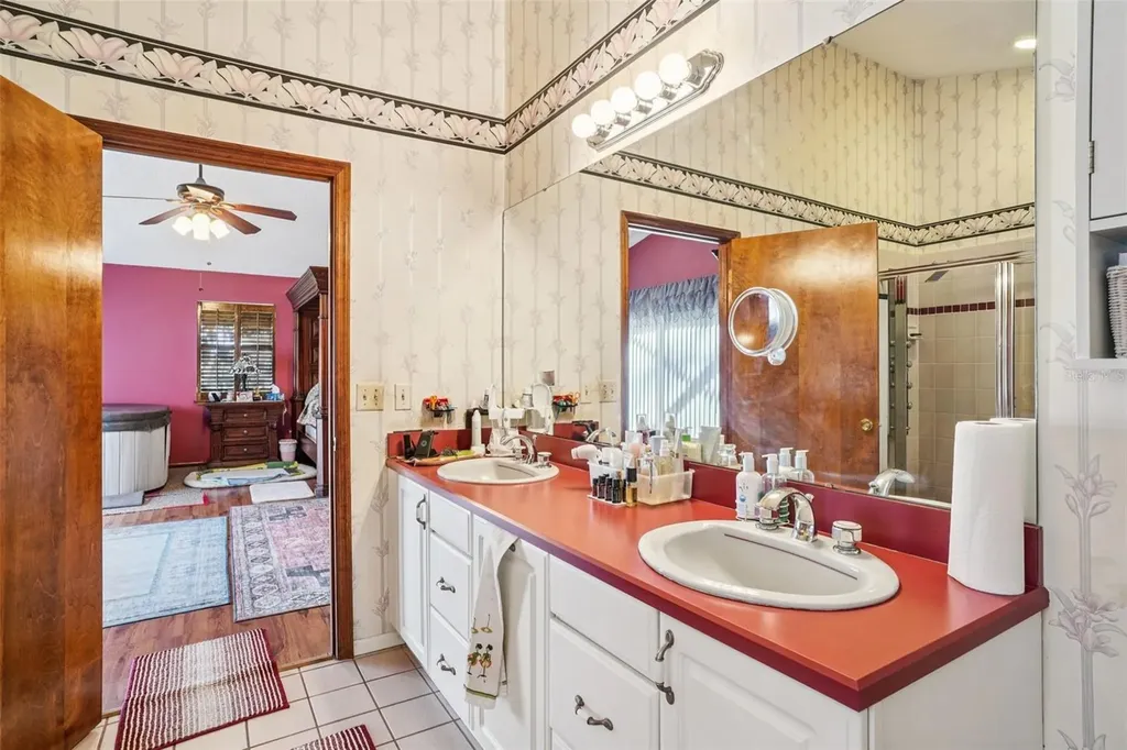 29207 Old Mill W Tavares FL 32778