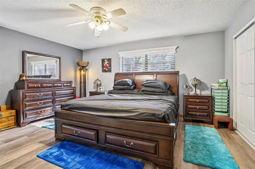 29207 Old Mill W Tavares FL 32778
