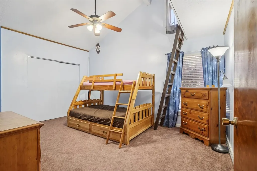29207 Old Mill W Tavares FL 32778