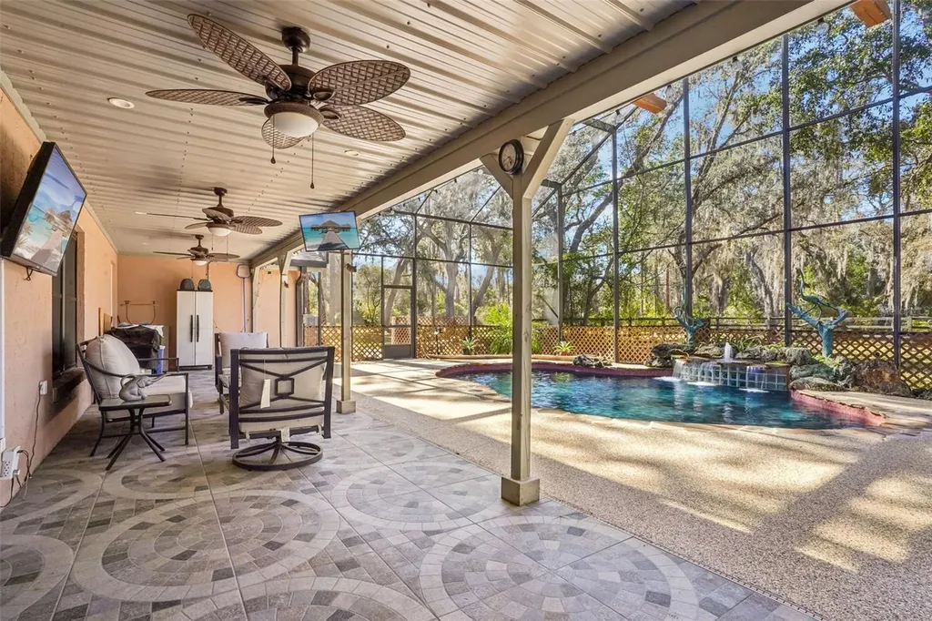 29207 Old Mill W Tavares FL 32778