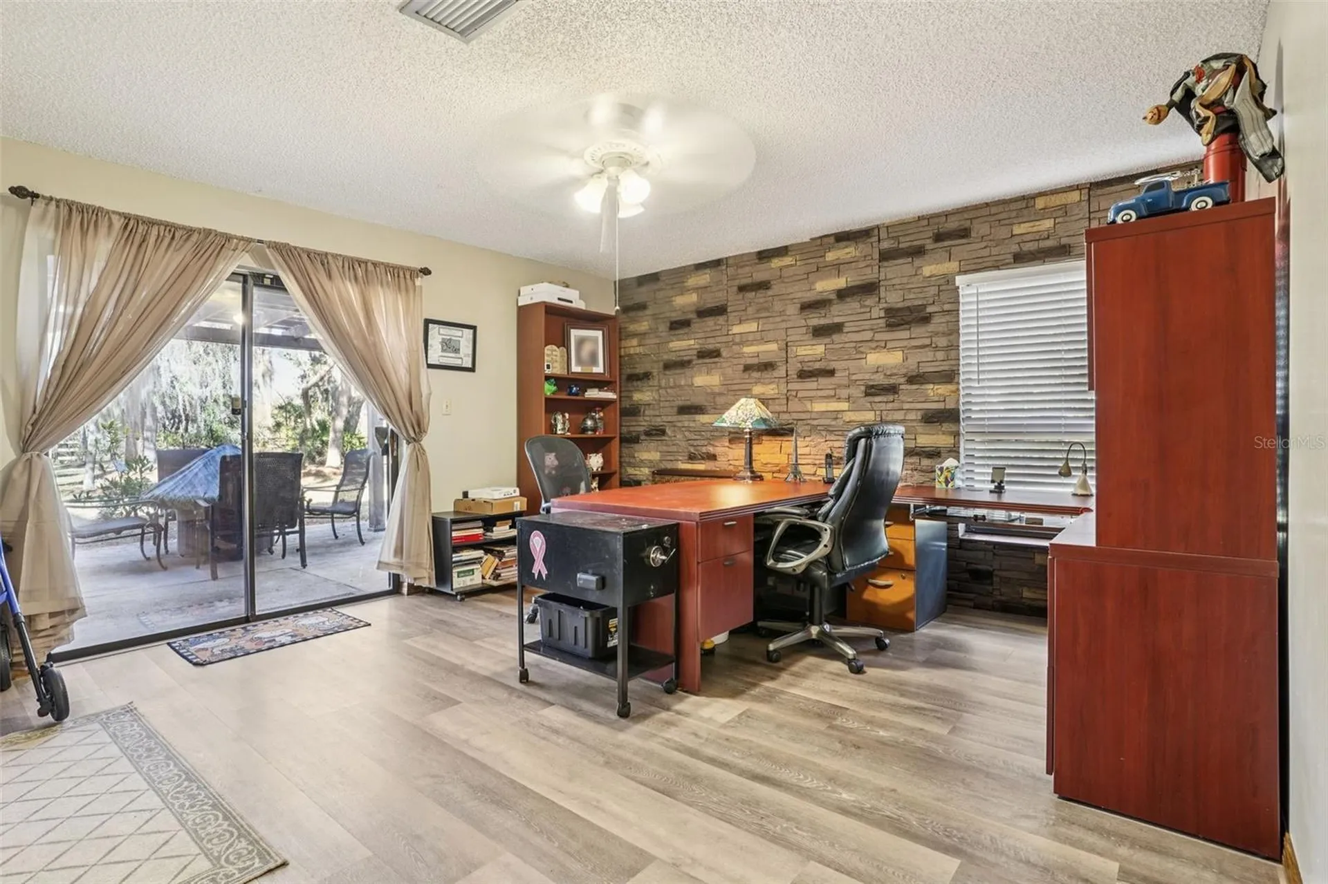 29207 Old Mill W Tavares FL 32778