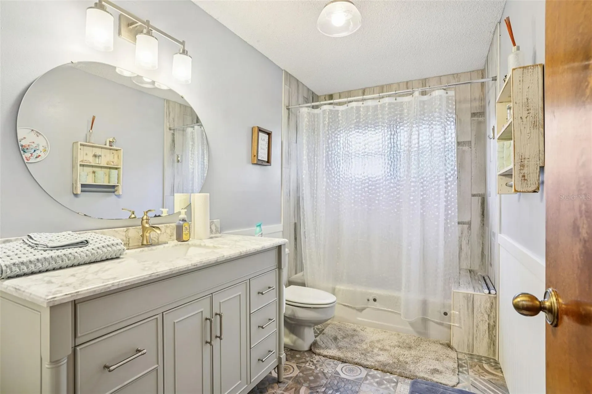 29207 Old Mill W Tavares FL 32778