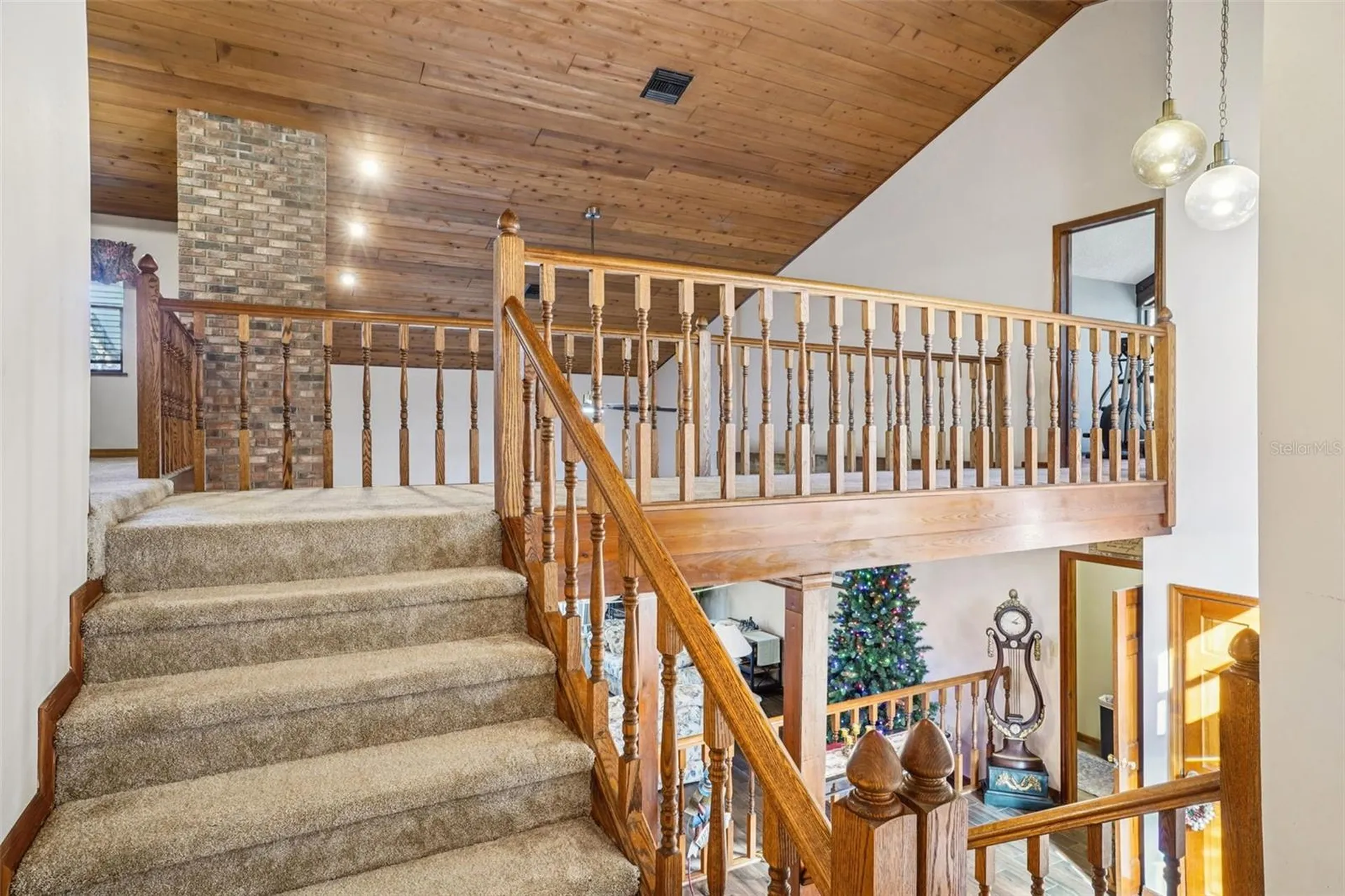 29207 Old Mill W Tavares FL 32778
