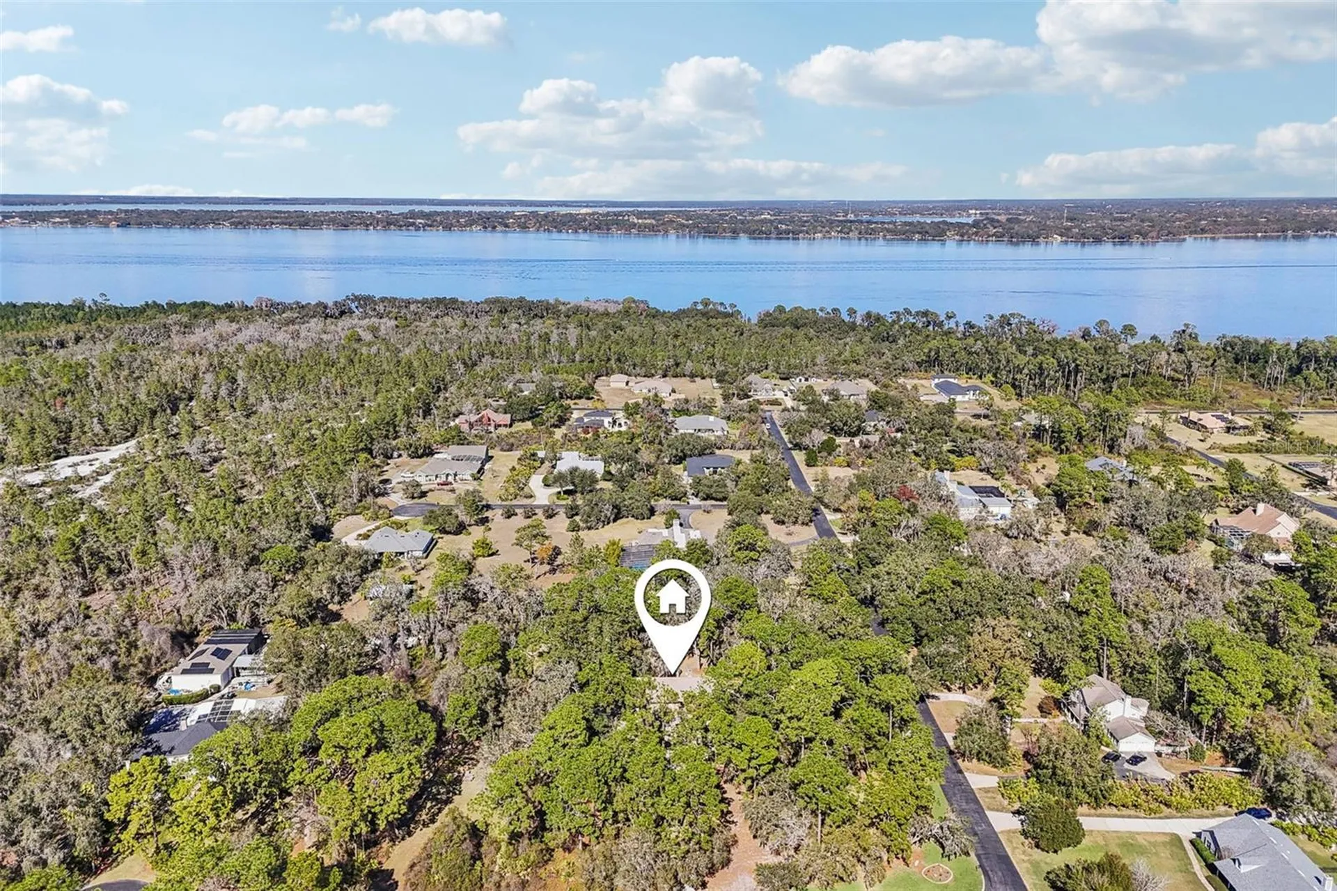29207 Old Mill W Tavares FL 32778