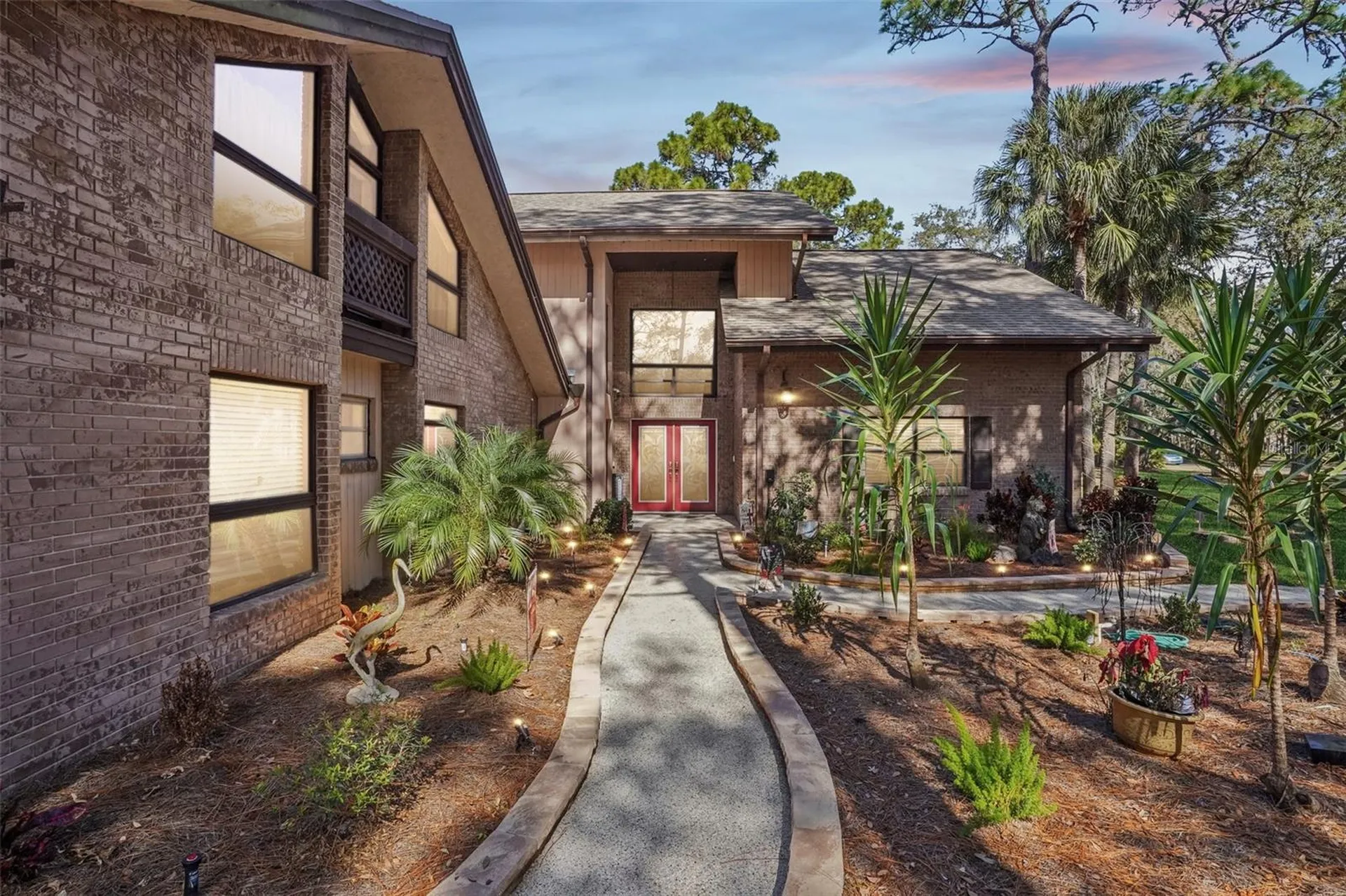 29207 Old Mill W Tavares FL 32778