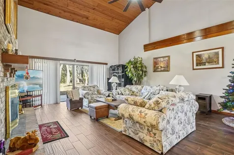 29207 Old Mill W Tavares FL 32778