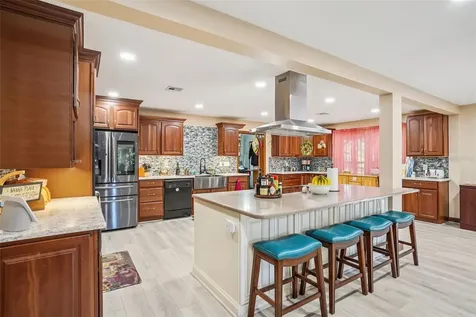29207 Old Mill W Tavares FL 32778