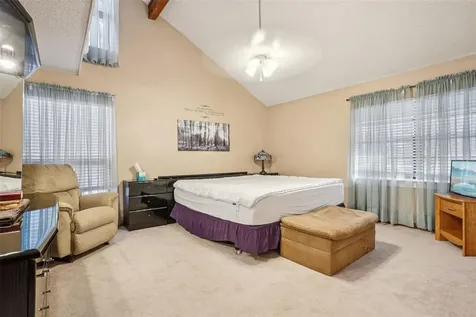 29207 Old Mill W Tavares FL 32778