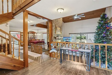 29207 Old Mill W Tavares FL 32778